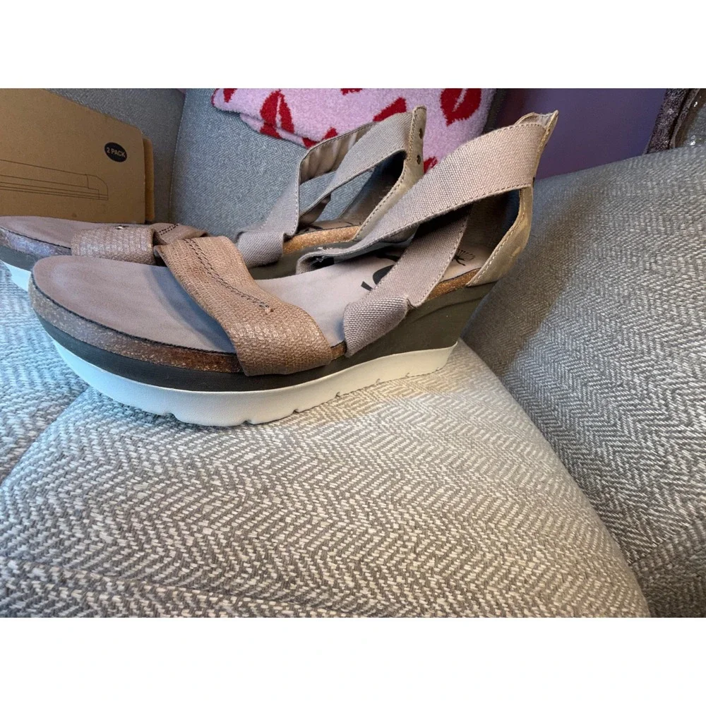 OTBT Half Moon Taupe Leather Elastic Platform Wedge Sandals Womens 10M
